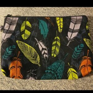 Thirty-One Feather Print Mini Zippered Pouch